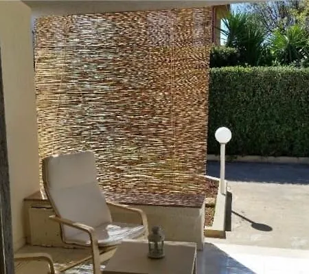 Emma Hébergement de vacances Noto